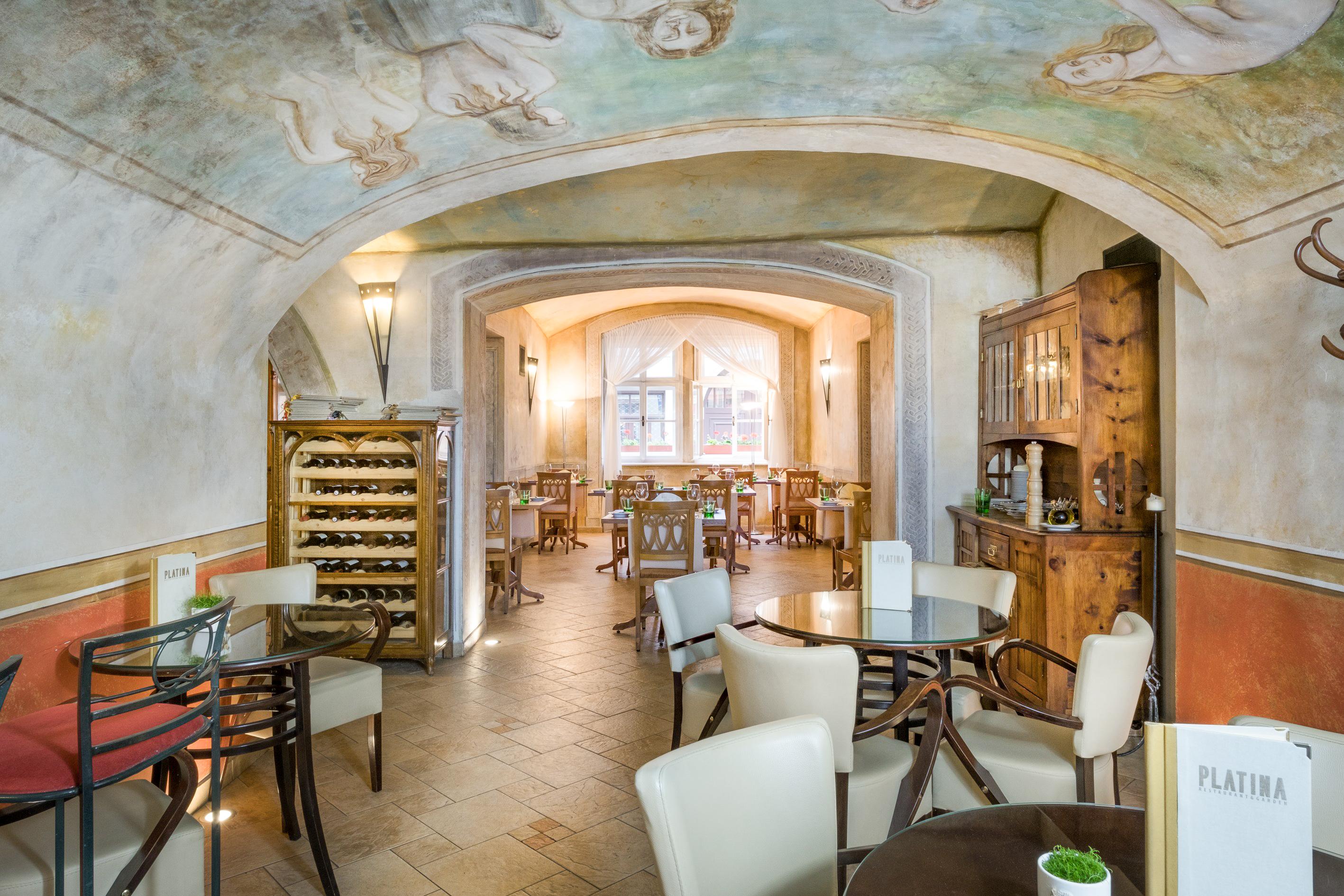 Hotel Bookquet Prague Exterior photo Restaurant "Platine"